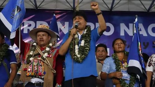Justicia deja en suspenso el congreso del MAS; Evo es proclamado y Arce excluido