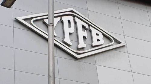 Levantan bloqueo en La Paz tras acuerdo entre YPFB