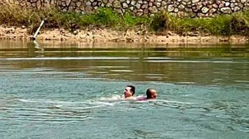 Turista saltó al vacío atado a una cuerda y se le cortó, pero él sobrevivió