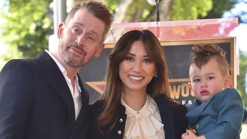 La emotiva ceremonia de Macaulay Culkin en el paseo de la Fama en Hollywood