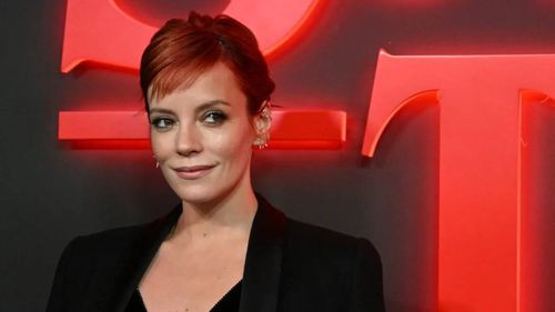  Lily Allen confiesa que tener hijas &quot;arruinó totalmente&quot; su carrera 