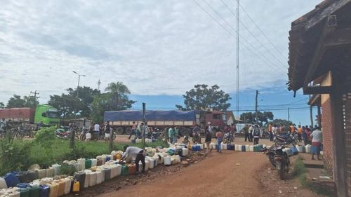 &quot;Nadie se sensibiliza, ni nos escuchan&quot;: San Javier bloquea exigiendo combustible