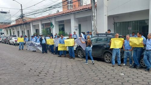 Cotas debe 11 sueldos a sus trabajadores, que se encuentran en paro