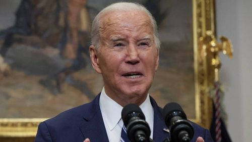 Biden anuncia 500 nuevas sanciones contra Rusia: &quot;Putin debe pagar el precio de la muerte y destrucción que provoca&quot;