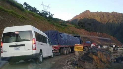  Bloqueos en Colomi y Chané afectan la circulación en la nueva ruta Cochabamba – Santa Cruz