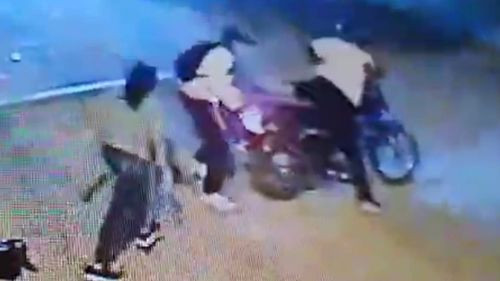 Valiente adolescente enfrenta a asaltantes armados en la urbanización Sumuqué