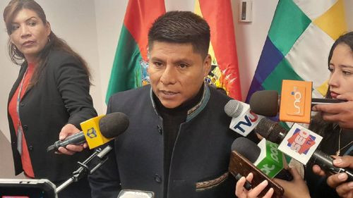 &quot;Evo Morales No Escapará&quot;, Afirma Senador Leonardo Loza ante Acusaciones de la Oposición