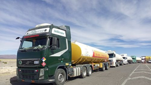 Productores solicitan a YPFB incrementar cupos de diésel para garantizar labores del agro