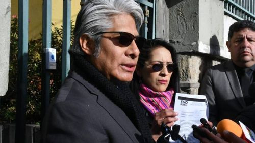 “Déjennos participar”: Evo manda carta al TSE para insistir en su candidatura