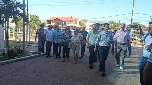 Sectores productivos exigen soluciones urgentes en reunión con el presidente Arce