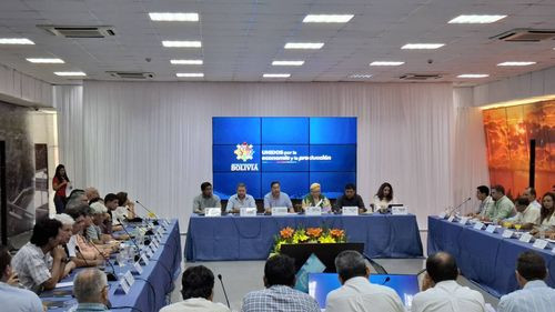 Comienza reunión clave entre productores del Oriente y el gobierno para abordar crisis del diésel