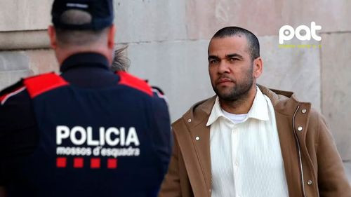 Revista brasileña financia la fianza de Dani Alves a cambio de un reportaje exclusivo