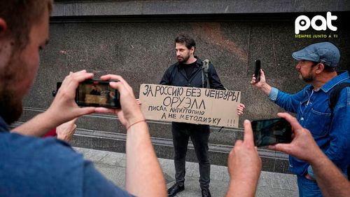Rusia endurece la represión contra la prensa independiente: prohibió a la ONG Reporteros Sin Fronteras