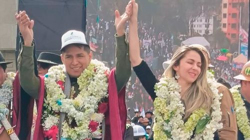 Sectores aliados de Andrónico exigen reemplazar a Mariana Prado y Susana Bejarano