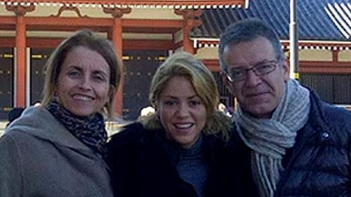  Shakira culpa a su ex suegro por problemas legales y desata controversia