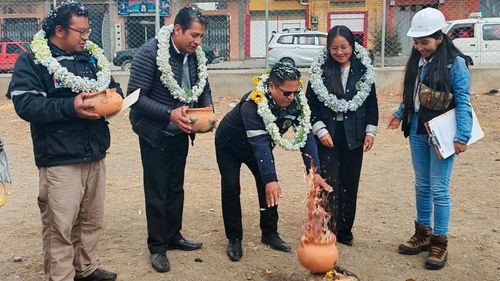 Distrito 4 inicia la construcción de una cancha de césped sintético en la avenida costanera