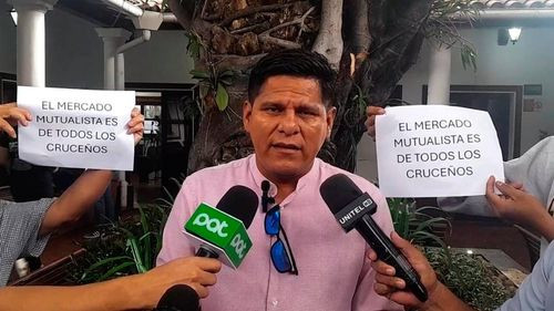  Concejal presenta evidencia de presunta vinculación entre Andrea Daza y  familia Crapuzzi