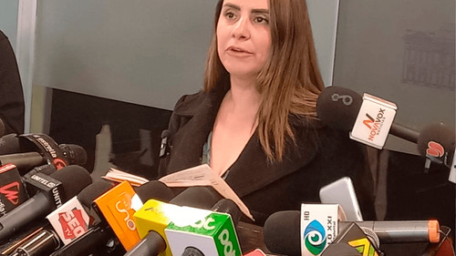 Diputada Claudia Herbas cuestiona viaje de ministros a Brasil y exige informe de gestión