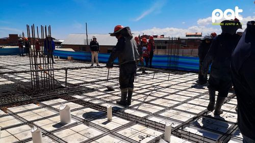 El Alto: Vecinos del distrito 7 construyen hospital ‘Qullañ Uta’ con mano de obra local
