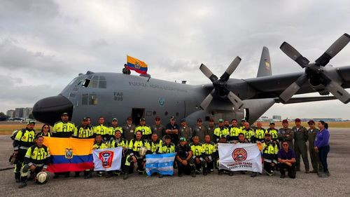 Imagen de Ecuador envía rescatistas e ingenieros a Colombia tras el sismo