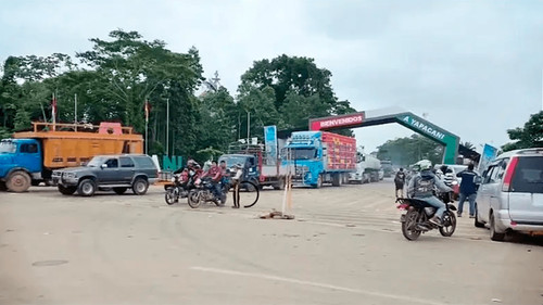 Imagen de Se Levanta El Bloqueo En Yapacaní Y Se Reanudan Viajes Hacia El Occidente Del País