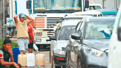 El combustible no llega: horas, días y dinero perdidos detrás de cada fila