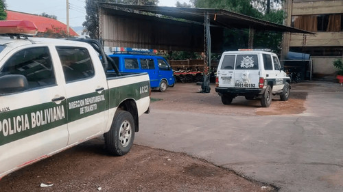 Triple colisión en carretera de Tarija deja cuatro heridos, entre ellos una menor de edad