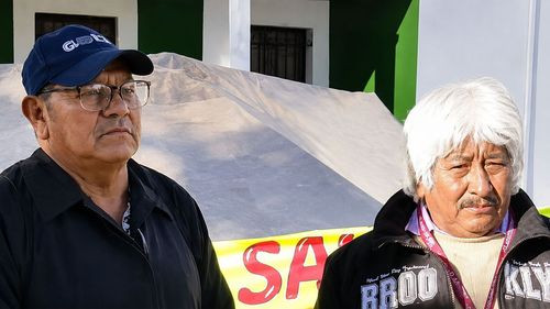 Imagen de Pacientes renales mantienen vigilia por deuda