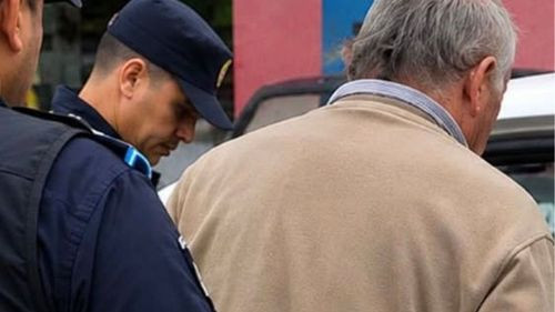Detienen a un hombre de 73 años por robar alimentos de un supermercado