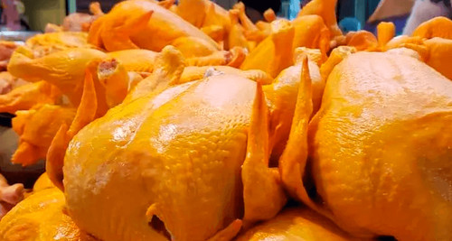 Imagen de Escasez y sobreoferta provocan variación en el precio del pollo en el eje central