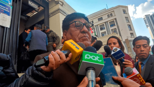Choferes se reunirán con el ministerio de hidrocarburos para discutir el abastecimiento de combustible