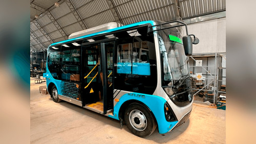 Expertos plantean sustituir minibuses por buses eléctricos ante el fin de la subvención a combustibles