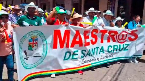 Magisterio Urbano de Santa Cruz exige ítems al Ministerio de Educación ante el inicio de clases
