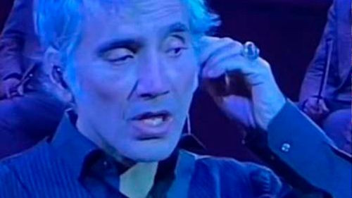 Le restringieron el alcohol al cantante Alejandro Fernández