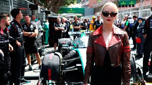 Anya Taylor-Joy revoluciona el Gran Premio de Mónaco apoyando a Lewis Hamilton