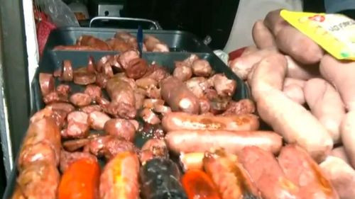 Suben los precios de chorizos en mercados de Santa Cruz ante la llegada de San Juan