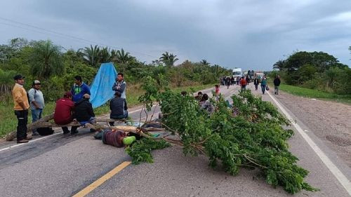 Instalan Bloqueo en Guarayos y Cierran la Carretera que Une Beni con Santa Cruz