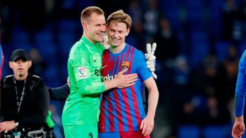 De Jong confirma que renovará con el Barcelona y respalda a Ter Stegen como capitán