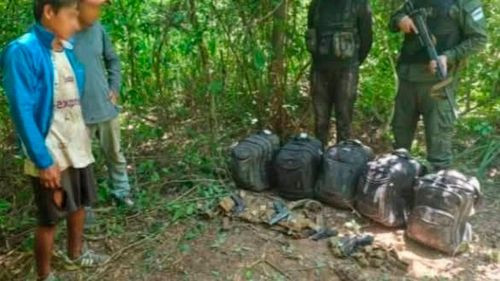 Imagen de Caen dos bolivianos armados con más de 60 kilos de cocaína en Argentina