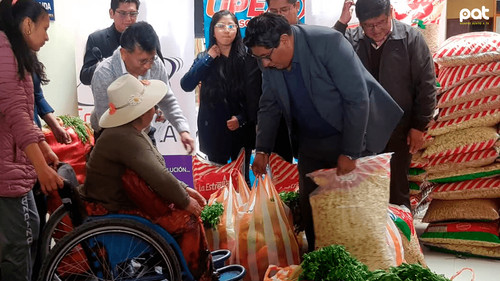 UPEA entrega alimentos a familias de escasos recursos en El Alto