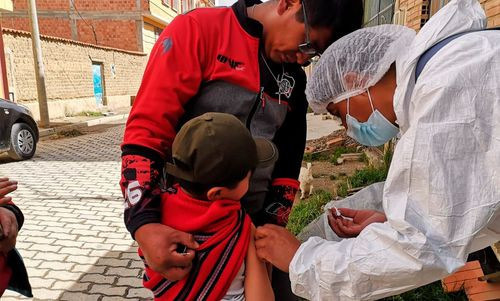 Confirman primer caso de sarampión en El Alto tras contagio en evento masivo en Santa Cruz