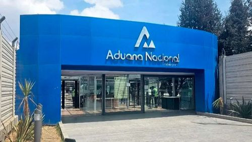 Roban camión con cigarrillos de contrabando desde depósitos de la Aduana en Tarija