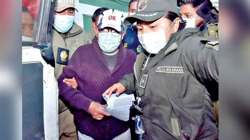 Alcón queda libre tras cumplir condena por prevaricato