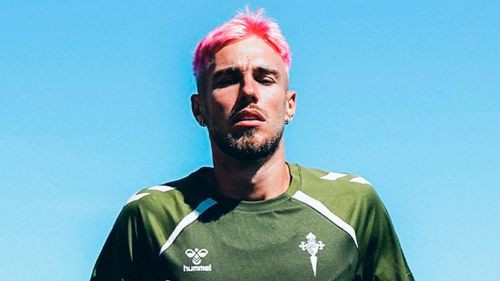Óscar Mingueza vuelve al Celta con  nuevo look tras disputar la Nations  League