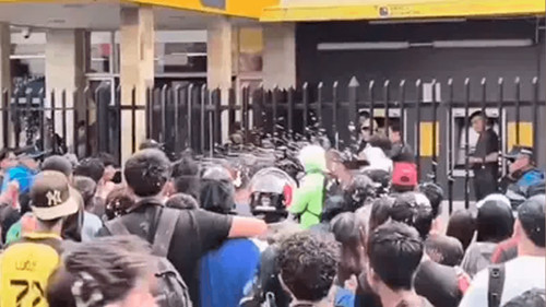 Intento de robo termina en golpiza durante el Carnaval de Riobamba