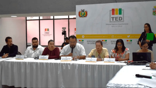 Debate por la Gobernación cruceña tendrá dos bloques y 11 candidatos