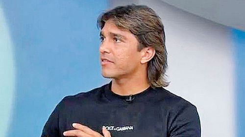 Martins llegará el viernes a Santa  Cruz y crece la expectativa