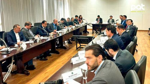Bolivia y Brasil intercambian criterios para retomar la comercialización de fertilizantes