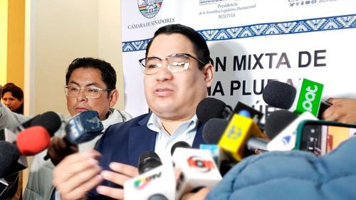 Roger Mariaca postula al cargo de Fiscal General del Estado