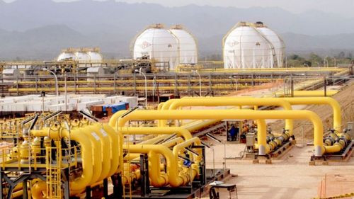 YPFB firma acuerdo internacional para el transporte de gas natural desde Argentina a Brasil